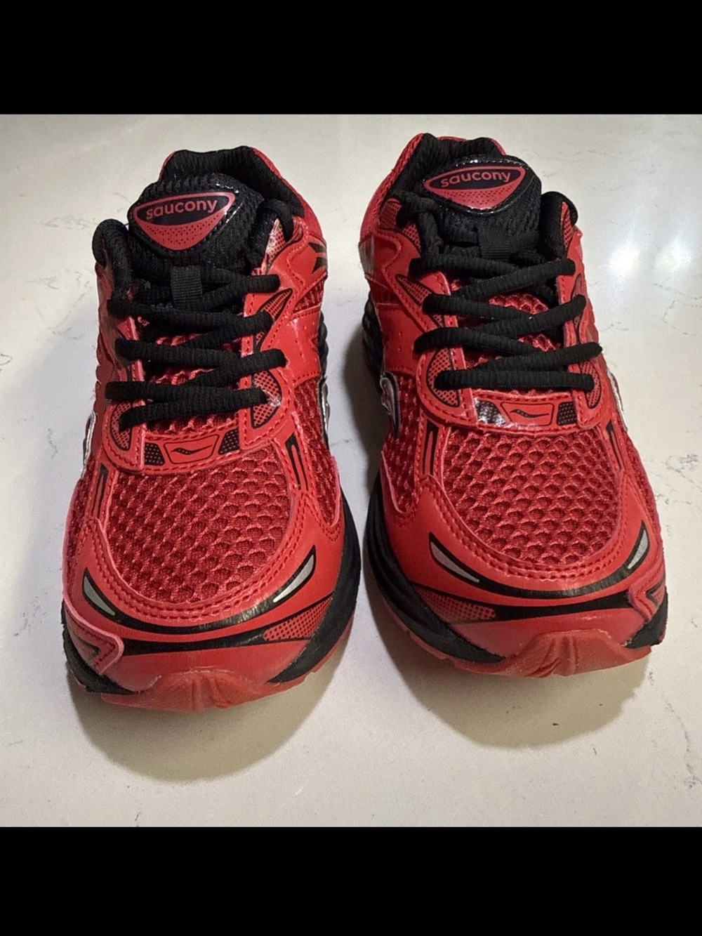 Saucony Originals Omni 9 KDZ Red Black Sneakers Size 5.5M / 7W